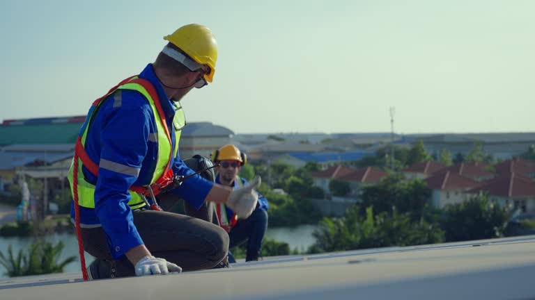 Best Roof Insulation Installation  in Highland Beach, FL